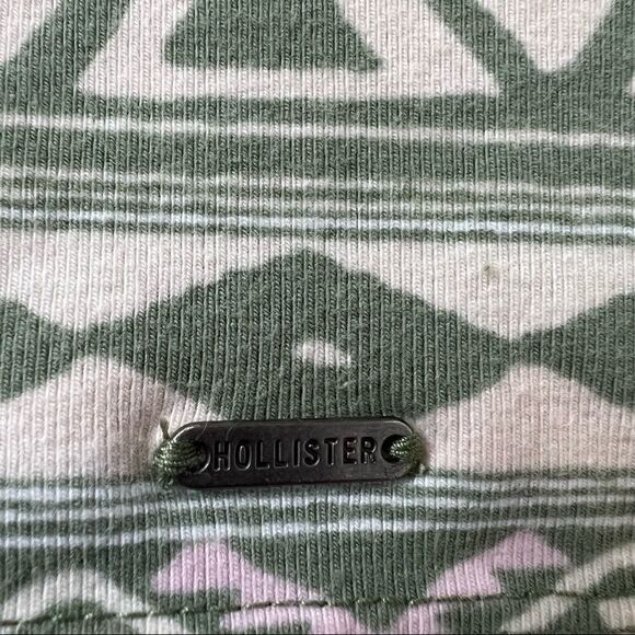 Hollister Geometric Mini Skirt Green Cream Pink Women’s Size XS NWOT - Picture 4 of 6